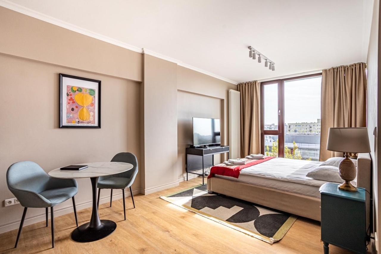 Triton Park Apartments ワルシャワ エクステリア 写真