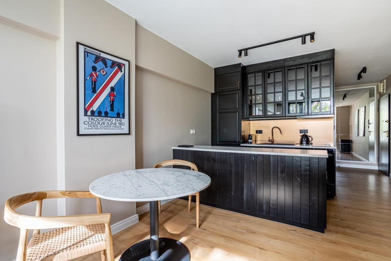 Triton Park Apartments ワルシャワ エクステリア 写真