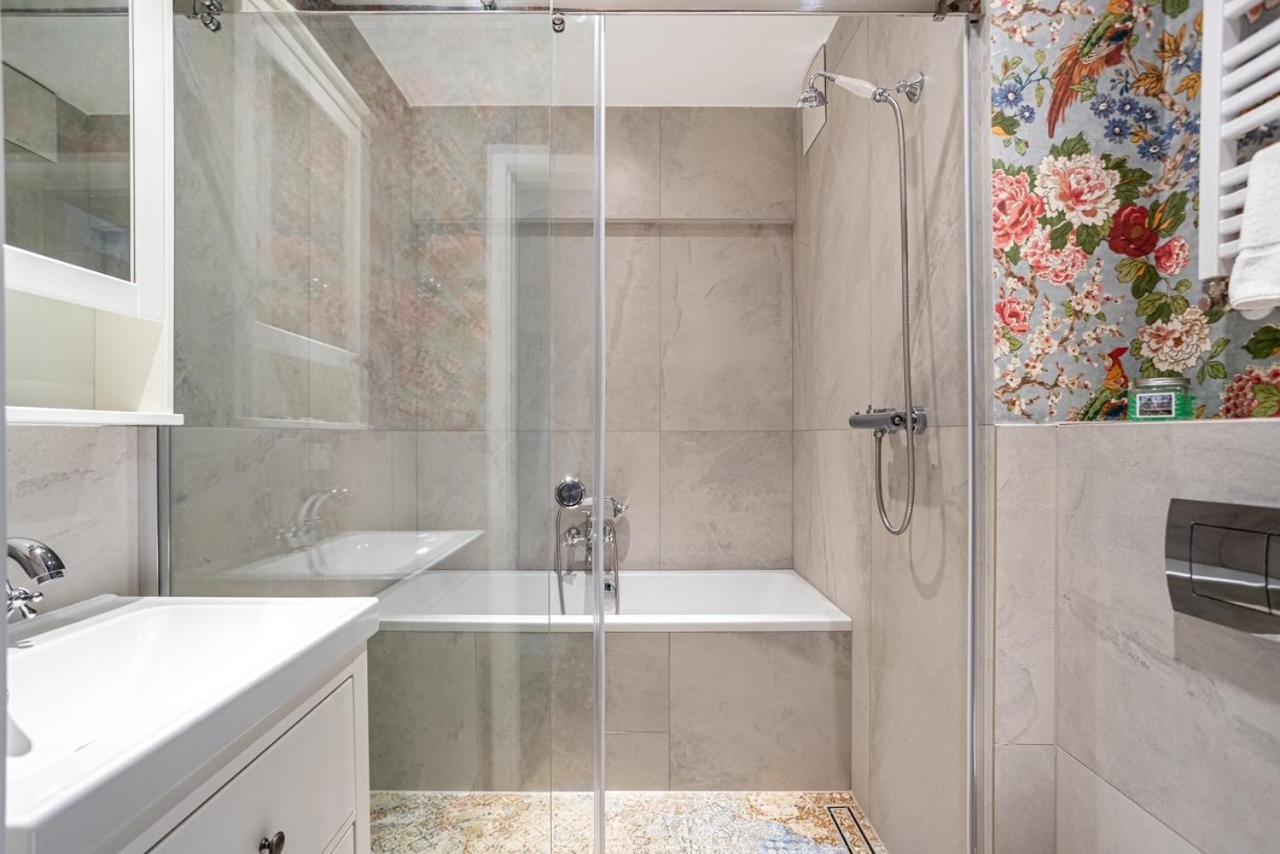 Triton Park Apartments ワルシャワ エクステリア 写真