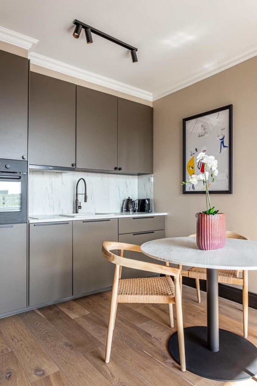 Triton Park Apartments ワルシャワ エクステリア 写真